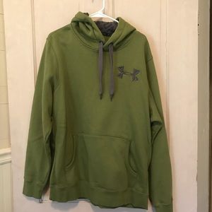 Under Armour Hoodie